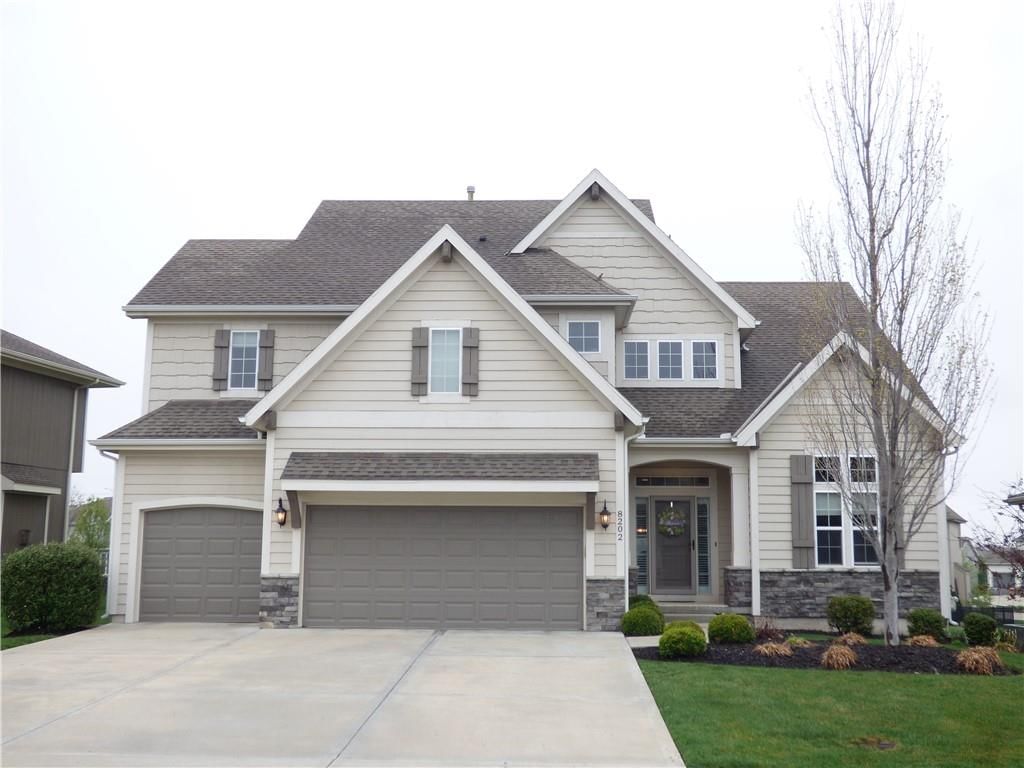 8202 W 166th Court — photo 2