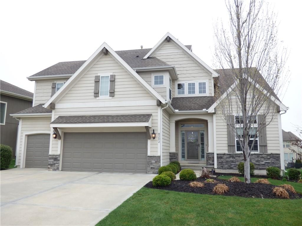 8202 W 166th Court — photo 3