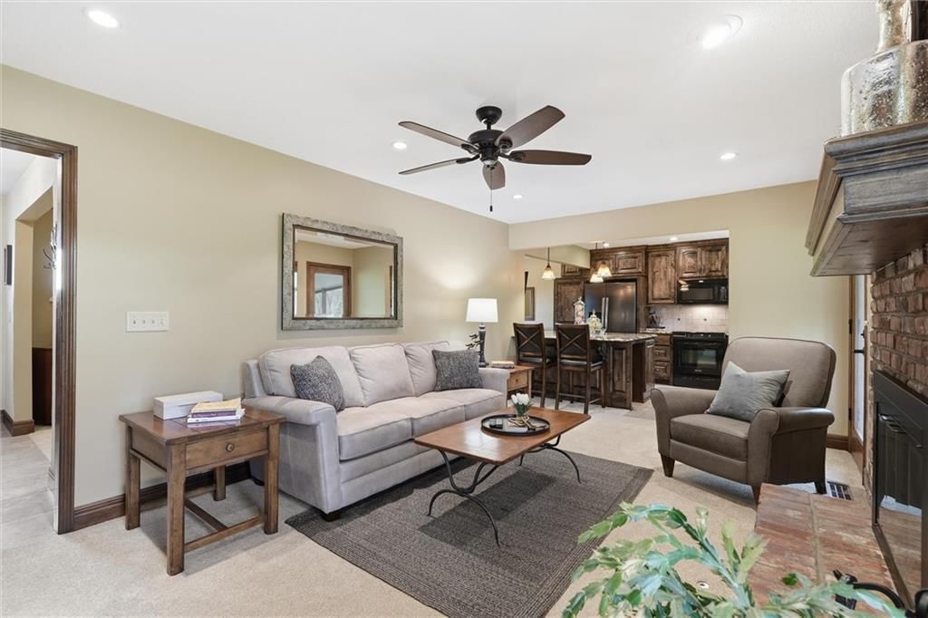 16537 Glenwood Street — photo 11