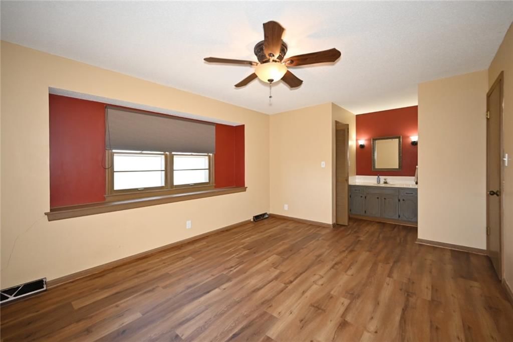 8510 N 9 Highway — photo 31