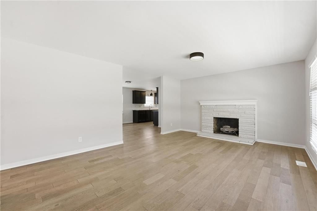 8018 Nall Avenue — photo 3