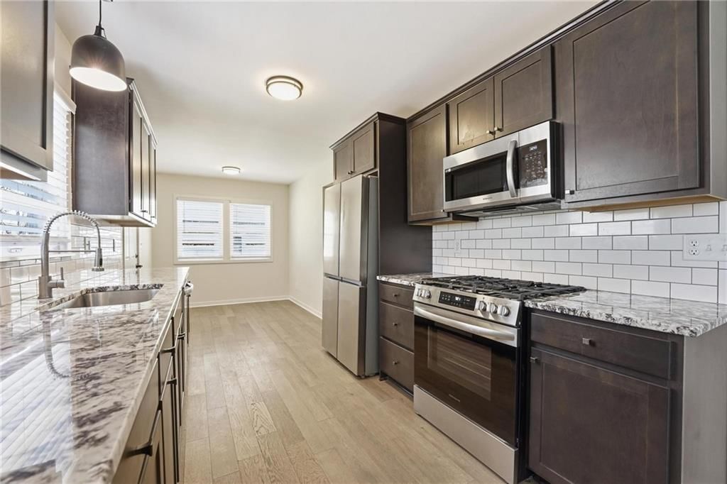 8018 Nall Avenue — photo 11