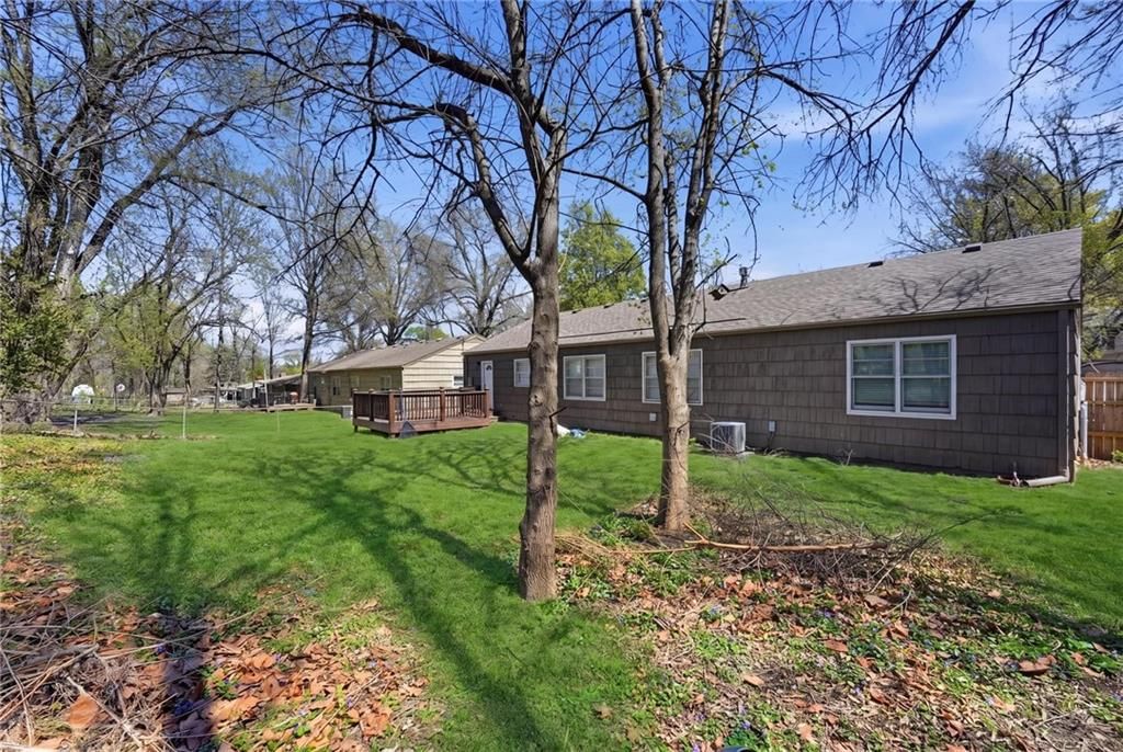 8018 Nall Avenue — photo 35