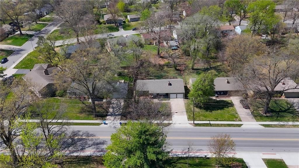 8018 Nall Avenue — photo 41