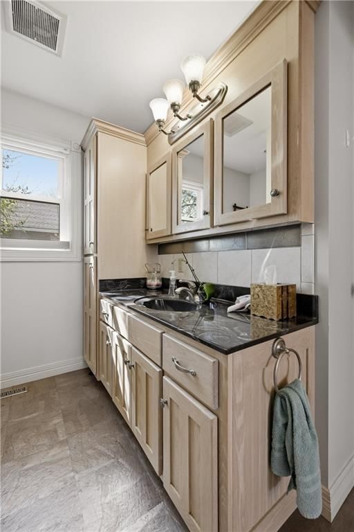 100 W Druart Street — photo 27