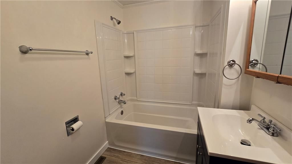 1303 Jackson Street — photo 10