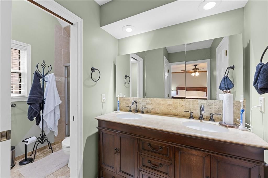 11408 Hemlock Street — photo 26