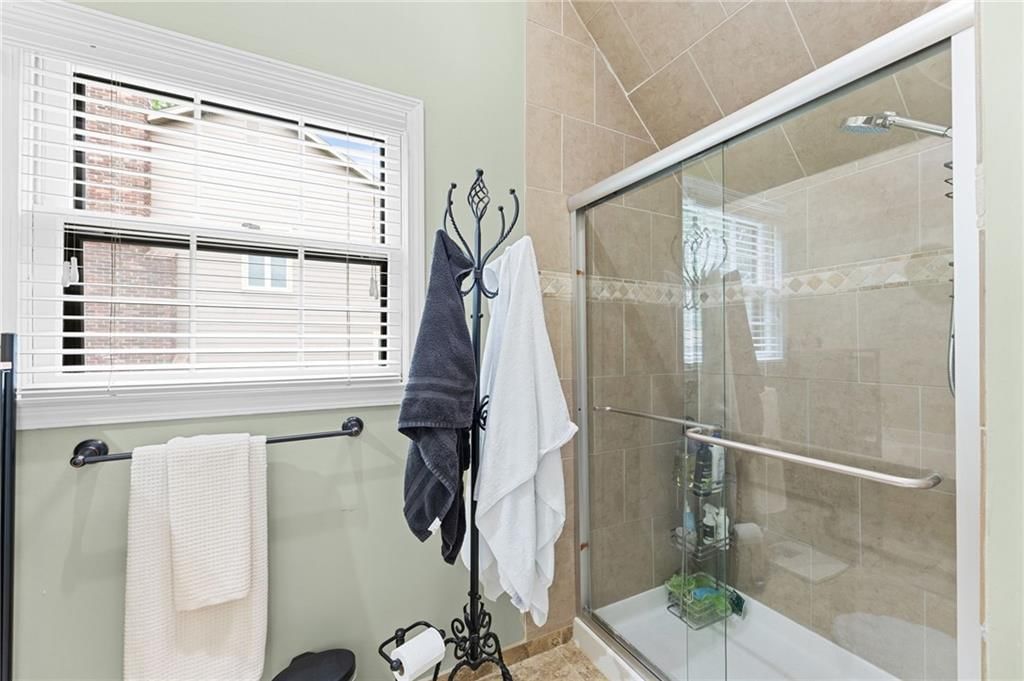 11408 Hemlock Street — photo 27