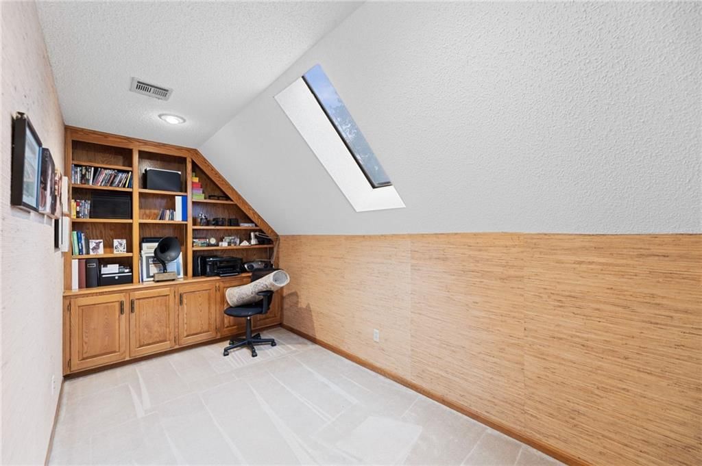 11408 Hemlock Street — photo 34
