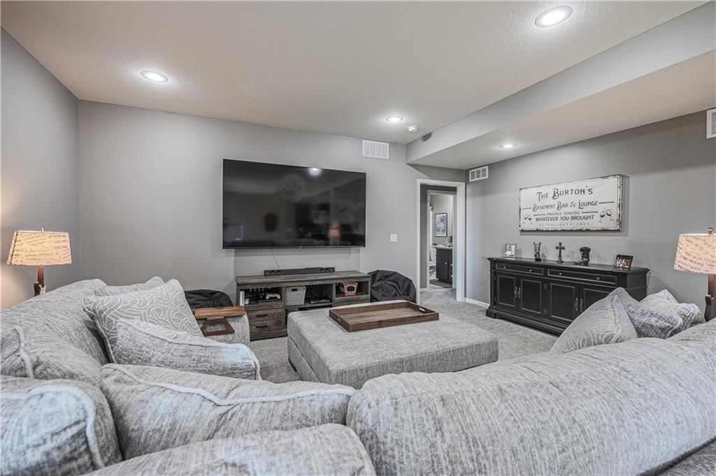 1214 Cothran Court — photo 41