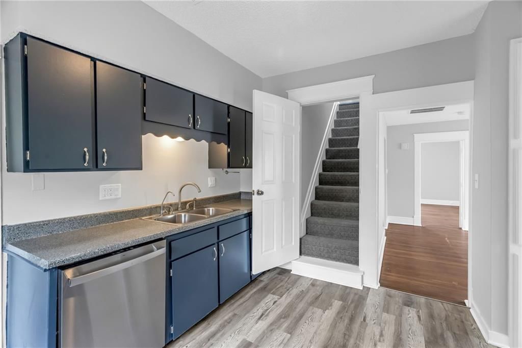439 Ford Street — photo 15