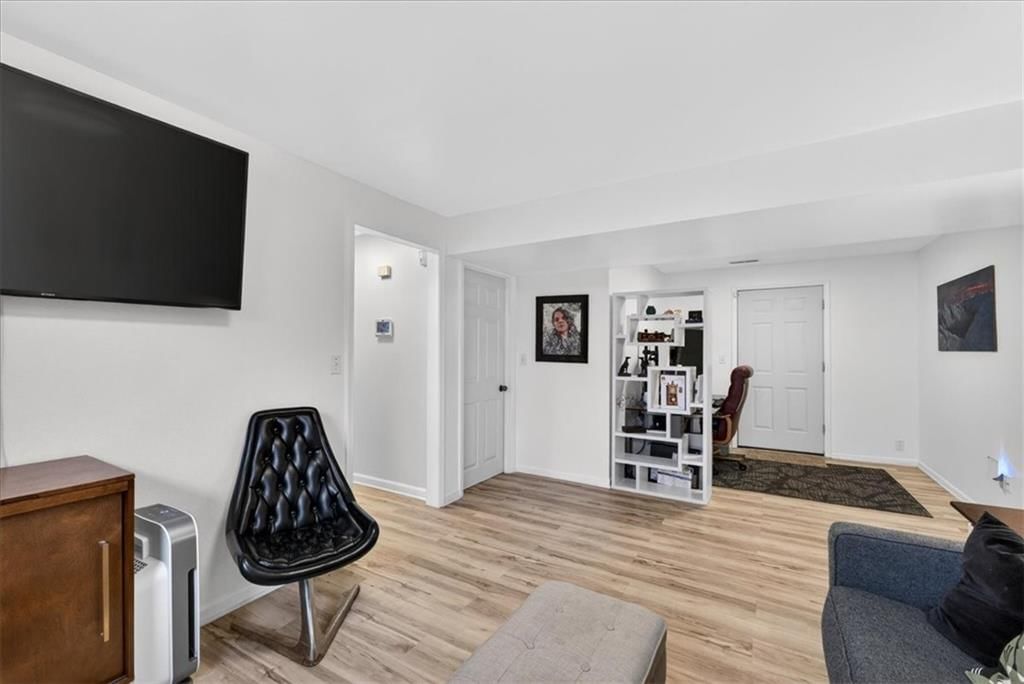 4818 N Fremont Avenue — photo 30