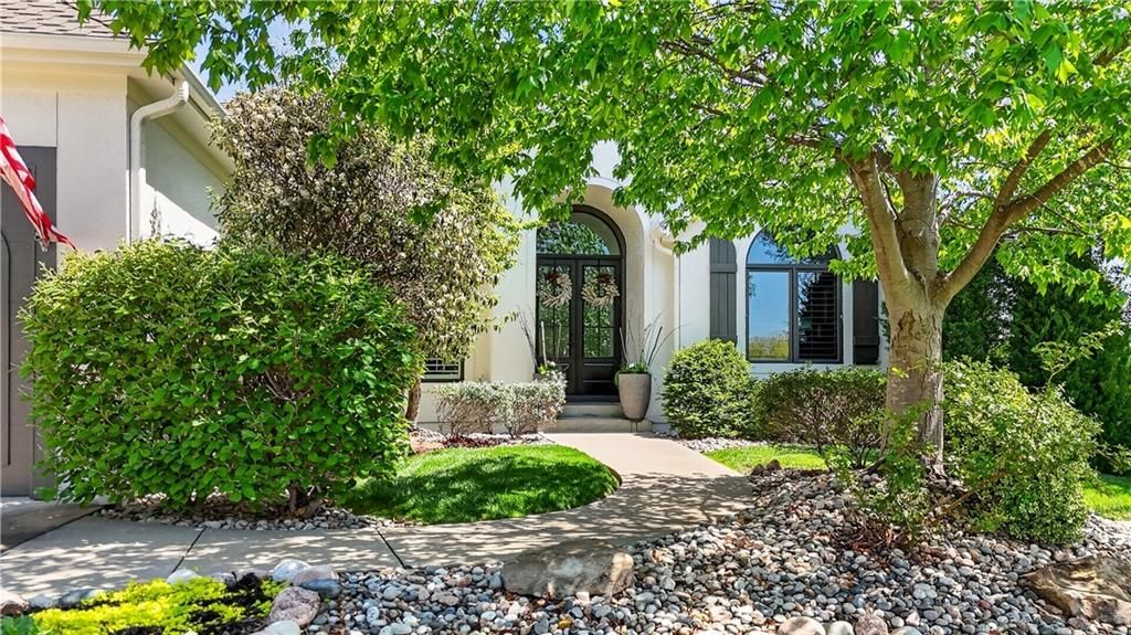 16305 Stearns Street — photo 3