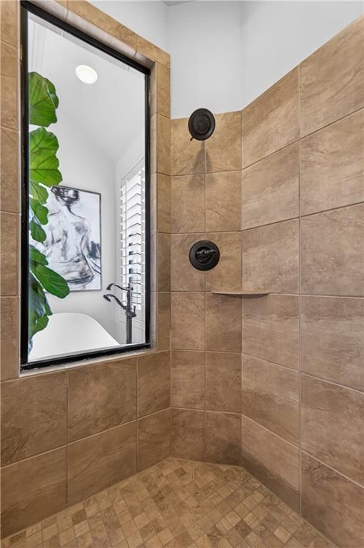16305 Stearns Street — photo 39