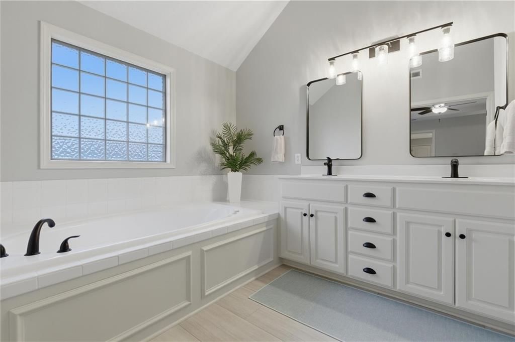 9708 N DONNELLY Avenue — photo 18