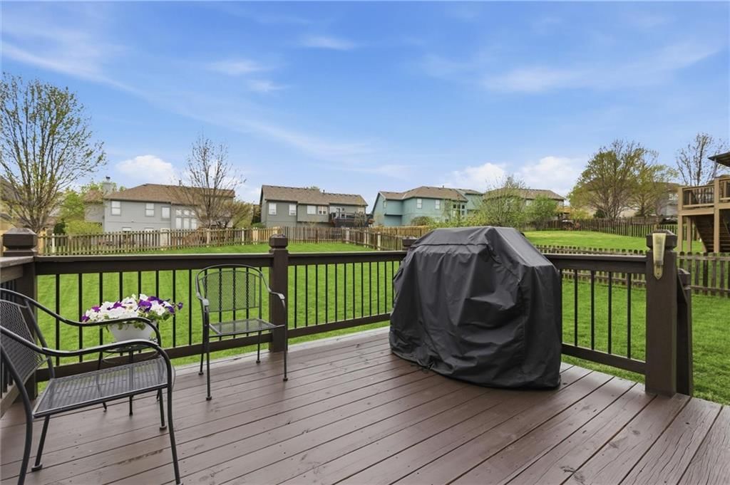 9708 N DONNELLY Avenue — photo 31