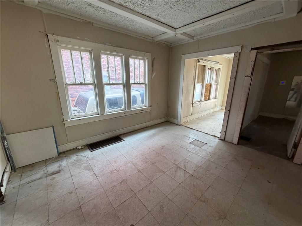 4907 Walrond Avenue — photo 6