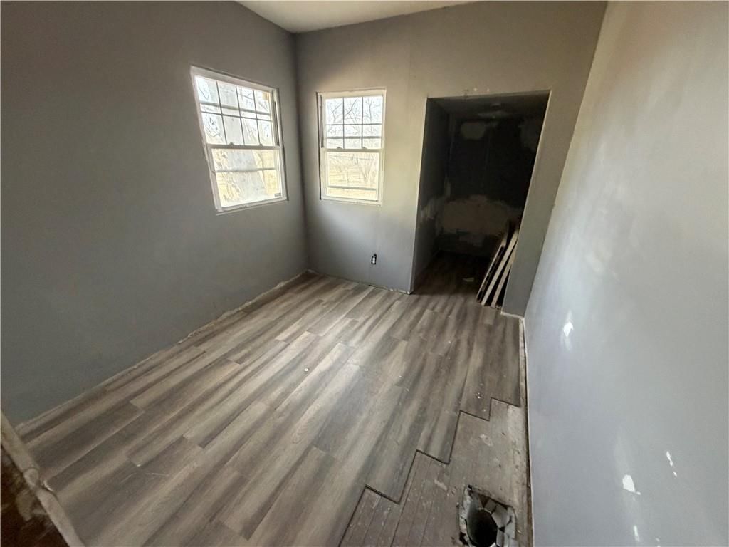 4907 Walrond Avenue — photo 12