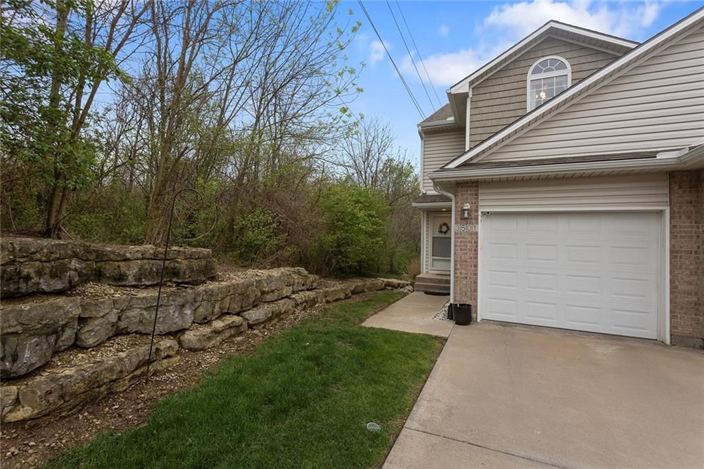 3501 NE AUSTIN Drive — photo 2