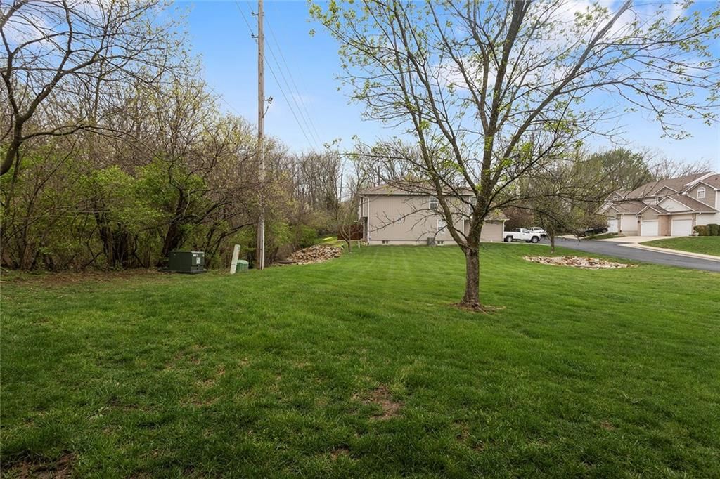 3501 NE AUSTIN Drive — photo 29