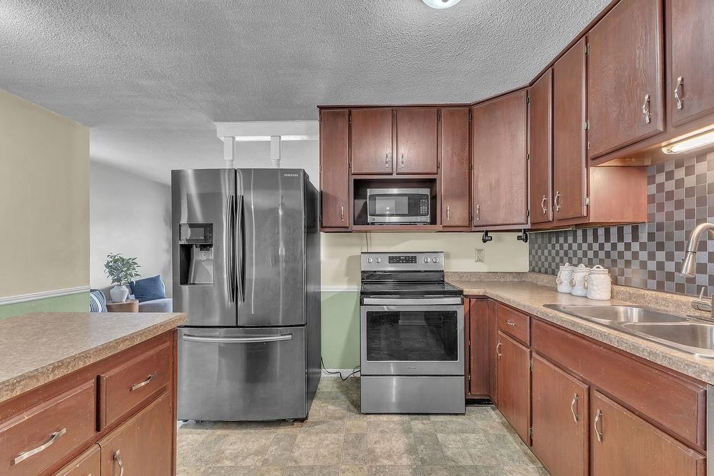 2503 Cypress Avenue — photo 13