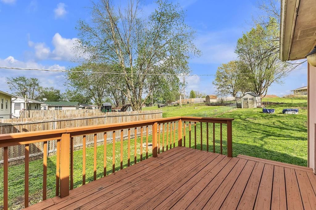 2503 Cypress Avenue — photo 37
