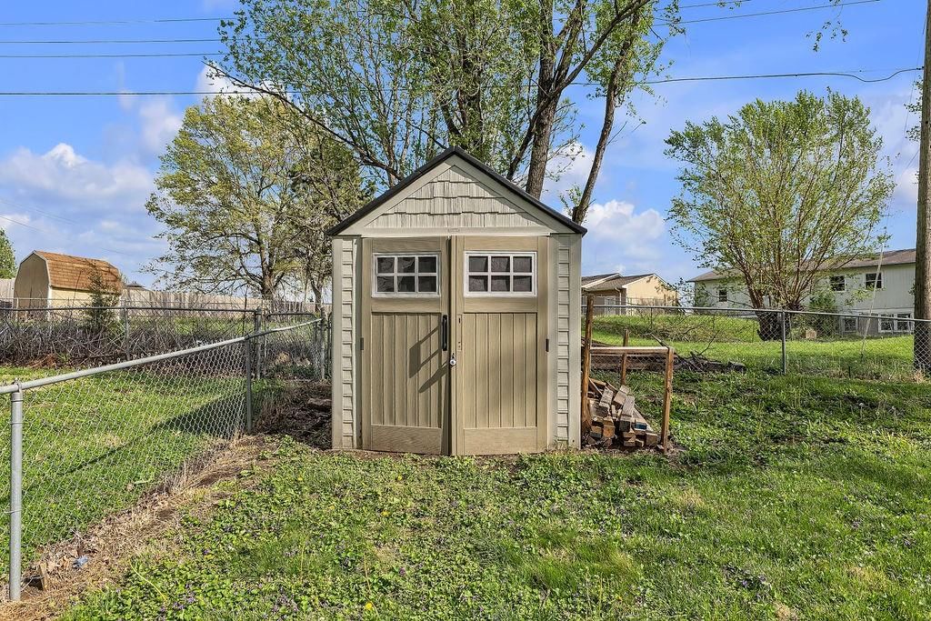 2503 Cypress Avenue — photo 43