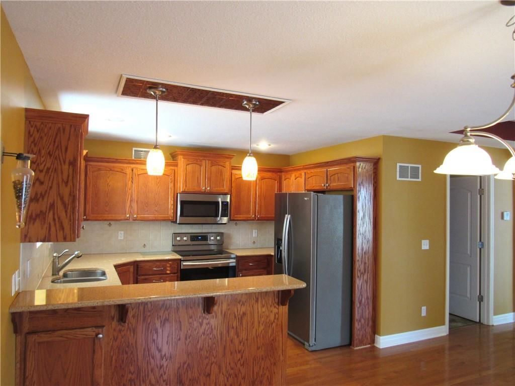 3103 Krissy Bend Street — photo 10
