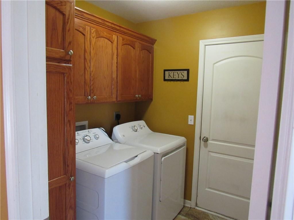 3103 Krissy Bend Street — photo 13