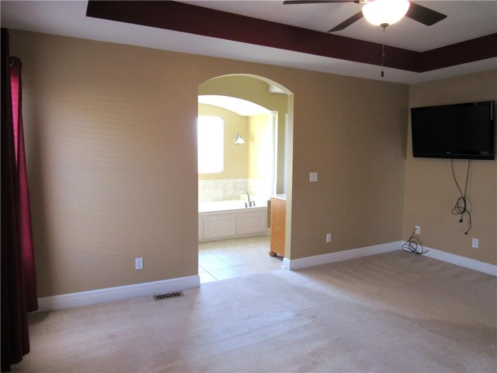 3103 Krissy Bend Street — photo 18