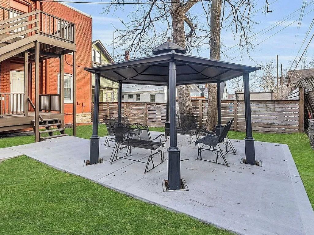 4330 Troost Avenue — photo 17