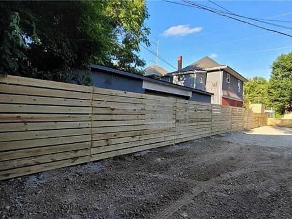 4326 Troost Avenue — photo 3