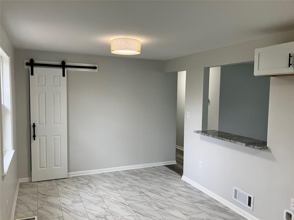 3160 Cleveland Avenue — photo 9