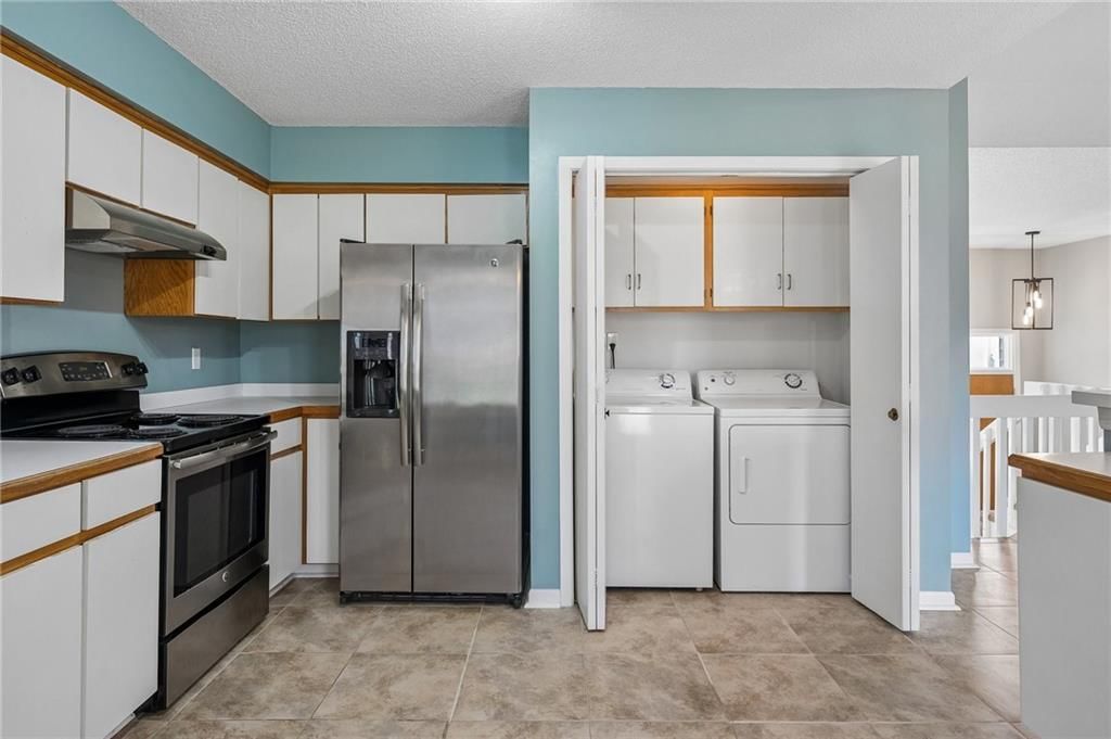 9524 W 117TH Street — photo 12