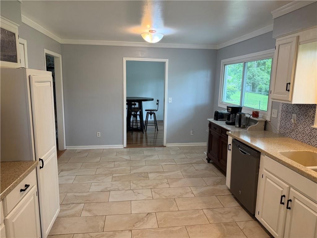 3110 Lakeview Circle — photo 6