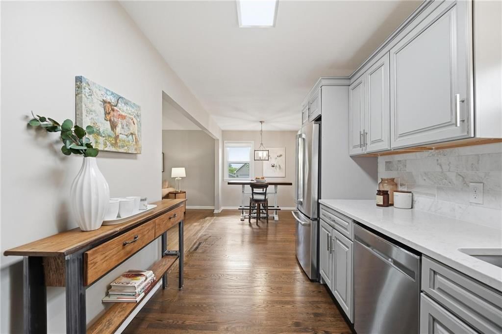 444 E Ash Street — photo 15