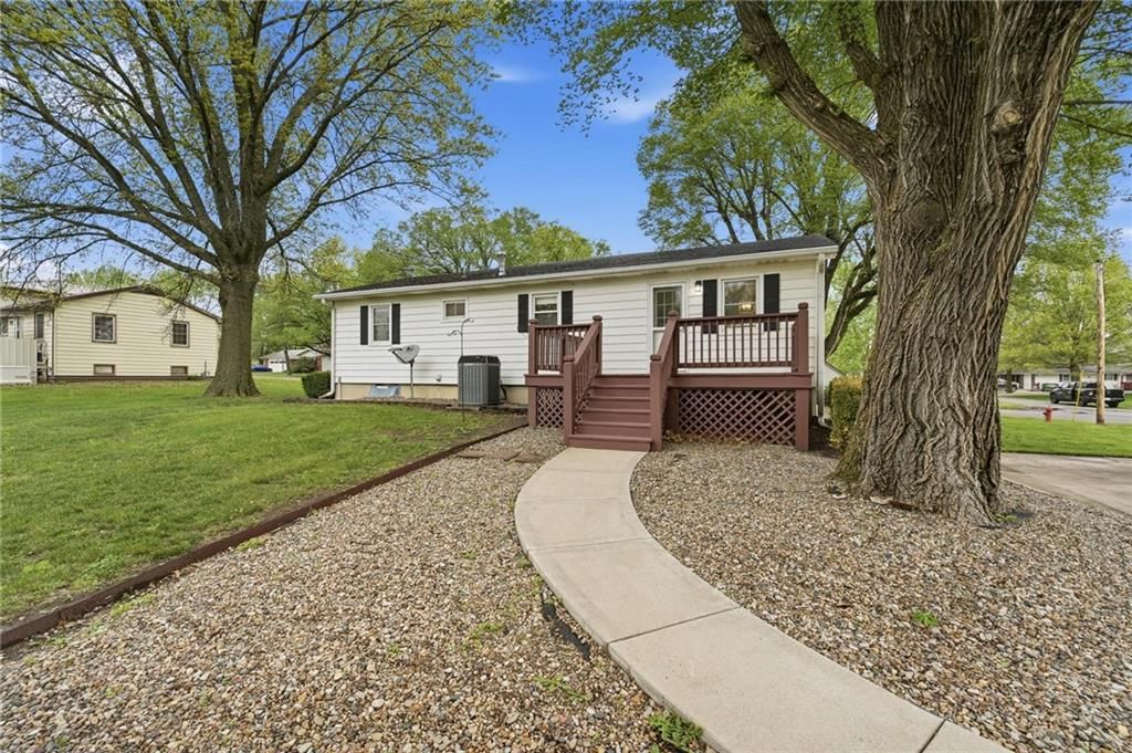 444 E Ash Street — photo 36
