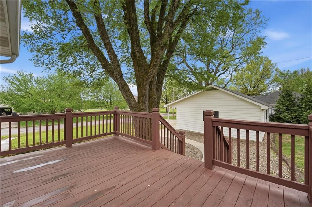 444 E Ash Street — photo 40