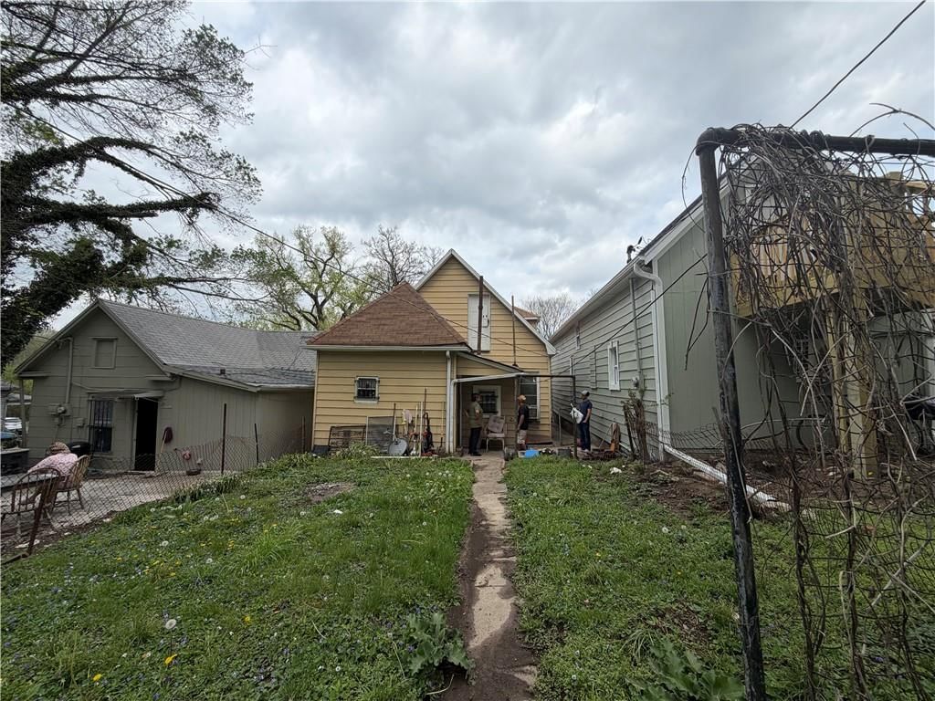 831 Reynolds Avenue — photo 17