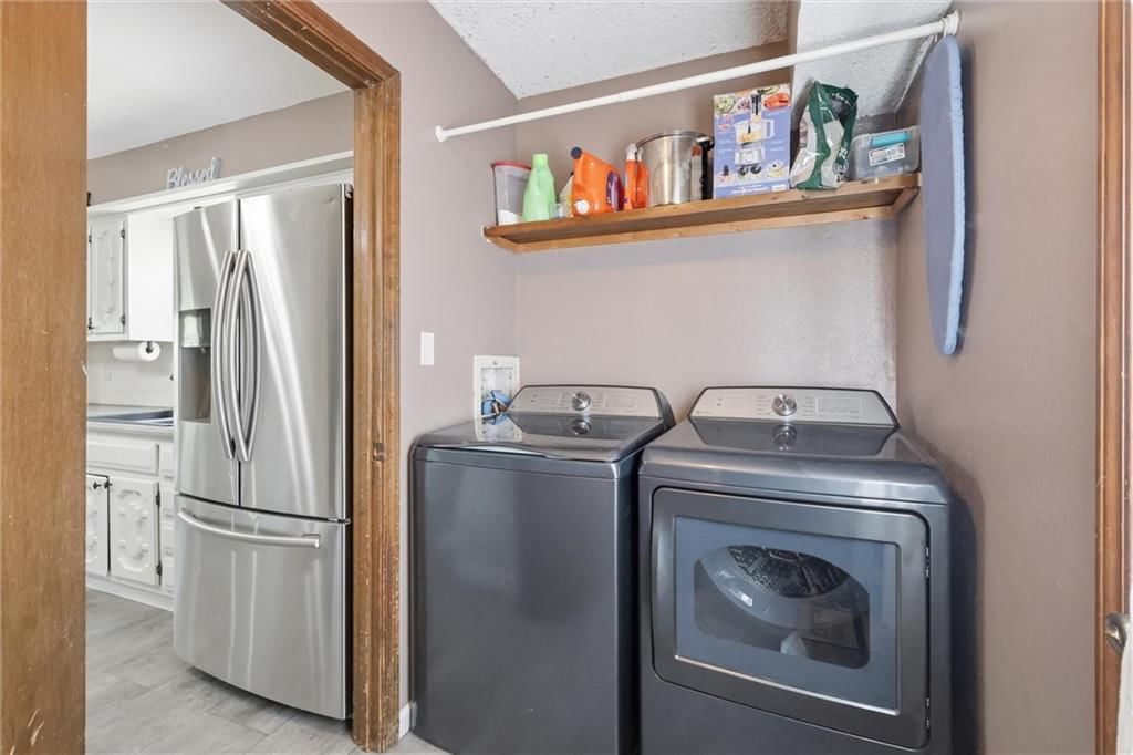 1008 SW Hiawatha Drive — photo 15