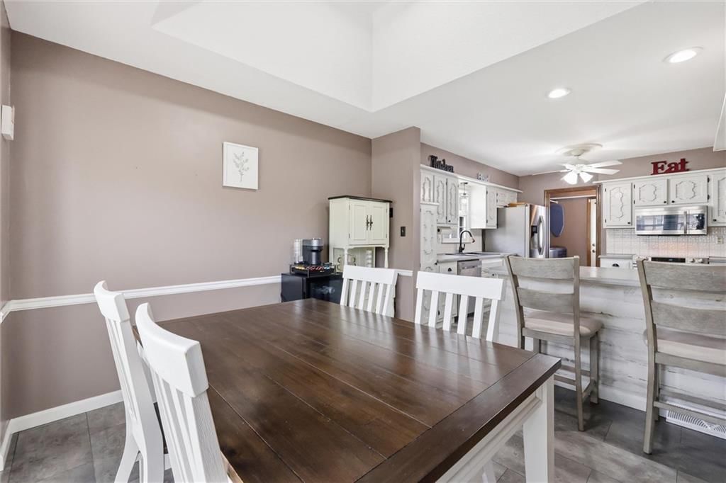 1008 SW Hiawatha Drive — photo 17