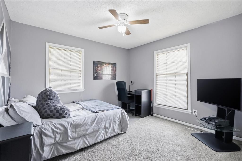 1008 SW Hiawatha Drive — photo 21