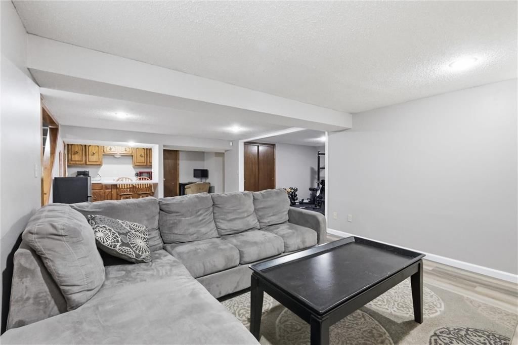1008 SW Hiawatha Drive — photo 29