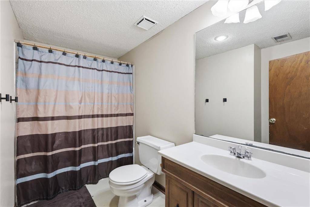 1008 SW Hiawatha Drive — photo 31