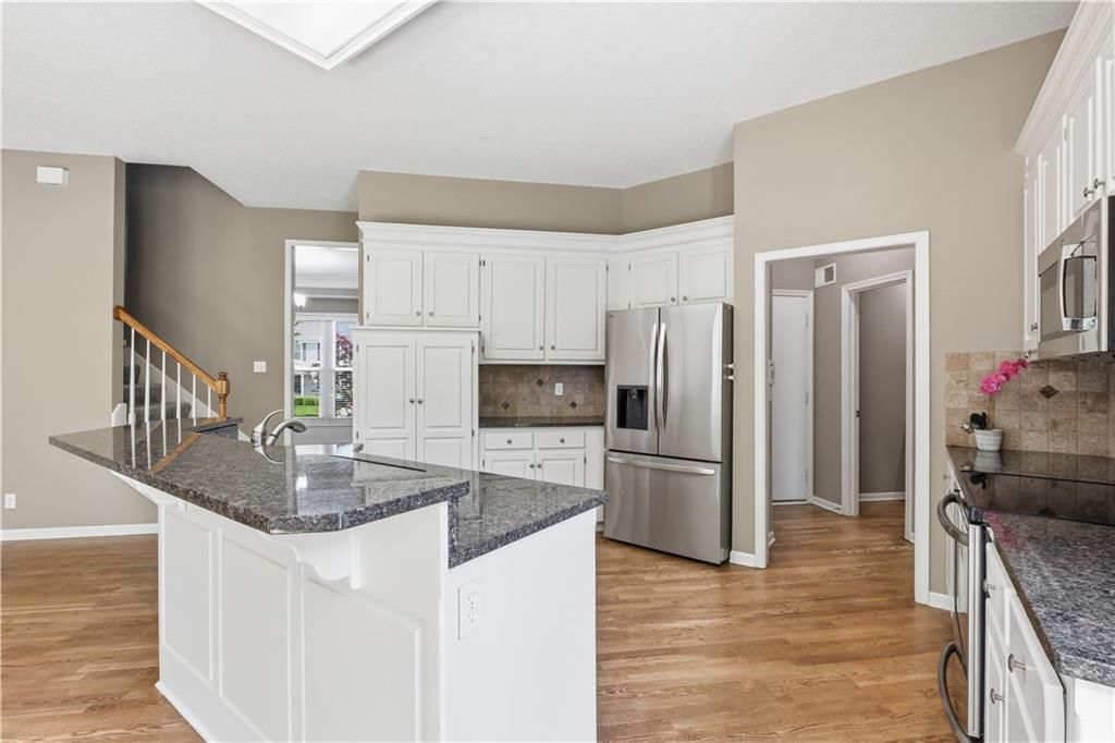14313 Hadley Street — photo 11