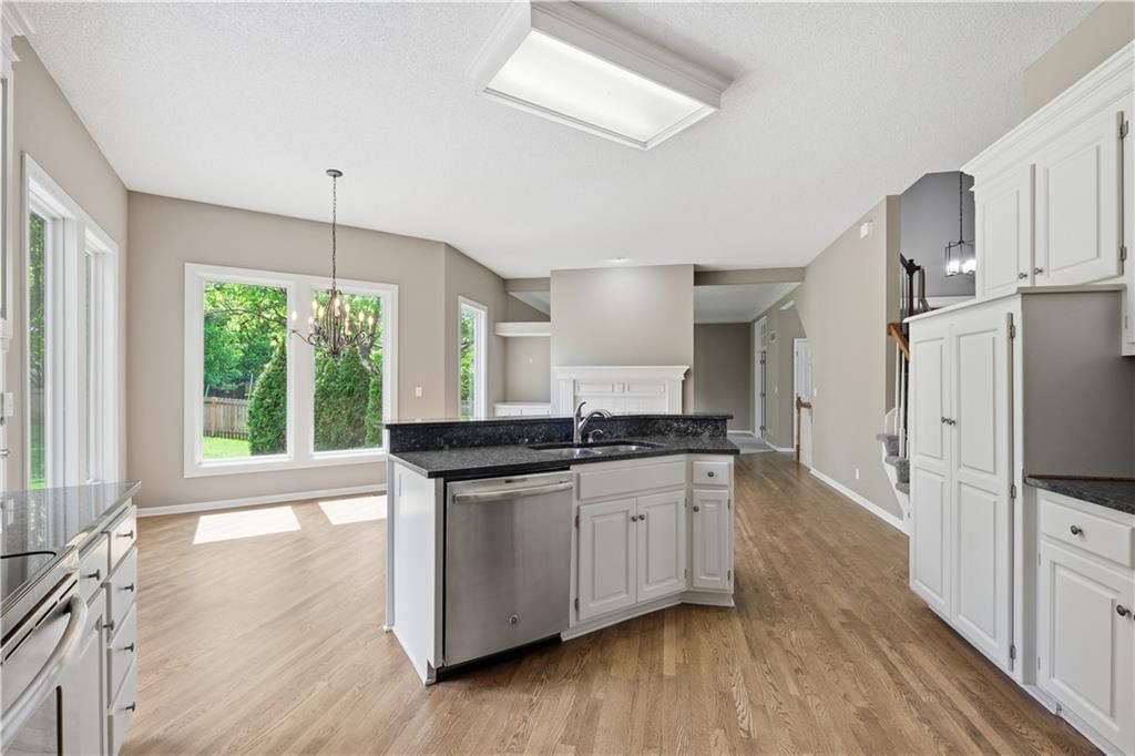 14313 Hadley Street — photo 12