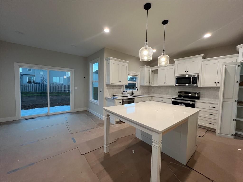 28407 W 161st Street — photo 2