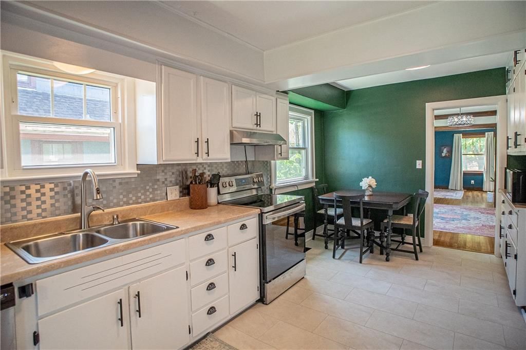 6135 HOLMES Street — photo 6