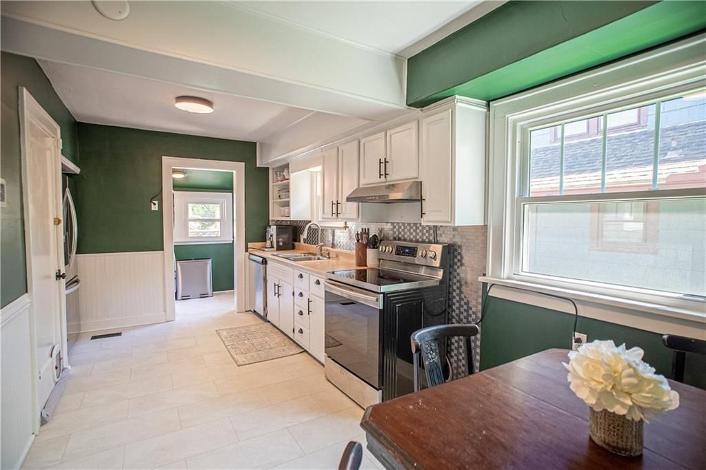 6135 HOLMES Street — photo 7