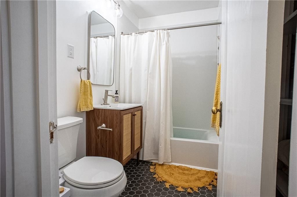 6135 HOLMES Street — photo 18